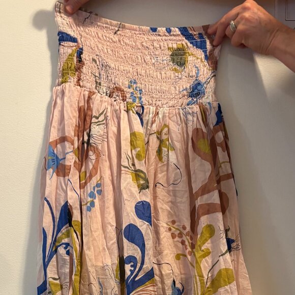 XS Pink floral Lindex skirt - Picture 2 of 3